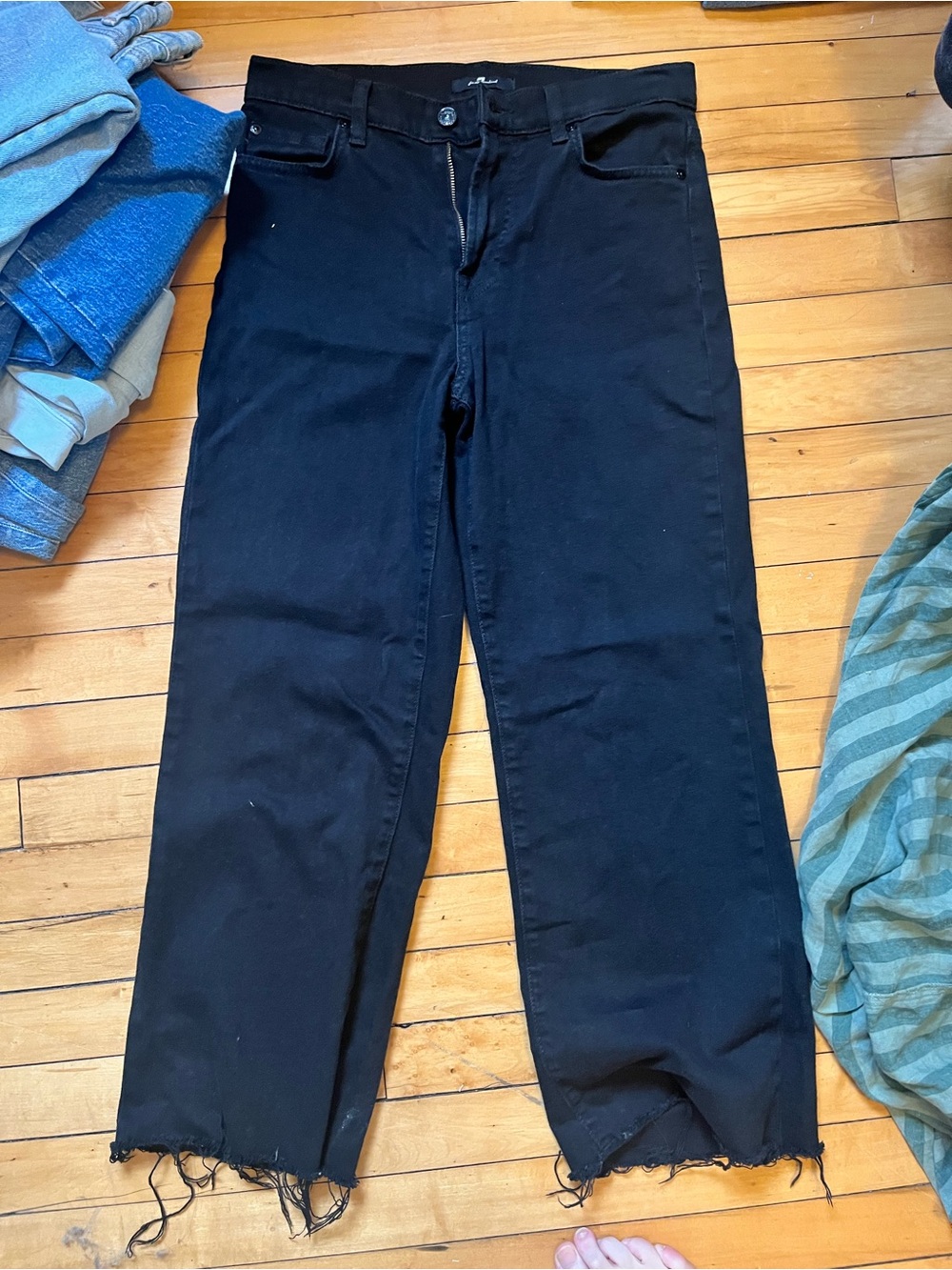 7 for All Mankind Black Straight-Leg Frayed Hem Jeans